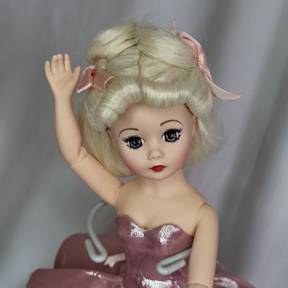 Pom Pom Sweety doll Madame Alexander 73/500 Limited Edition 2007